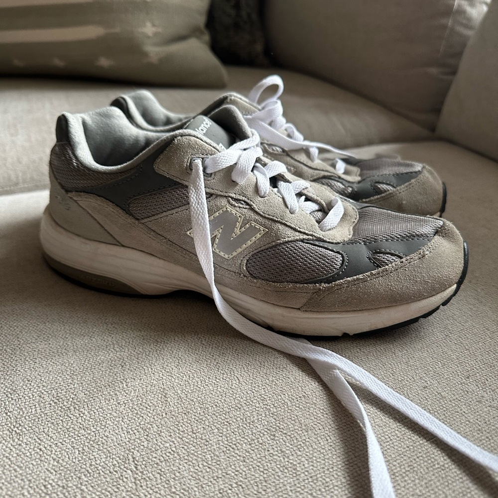 New Balance 998